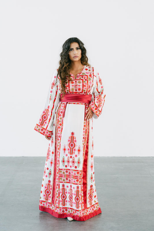White Majda Thobe